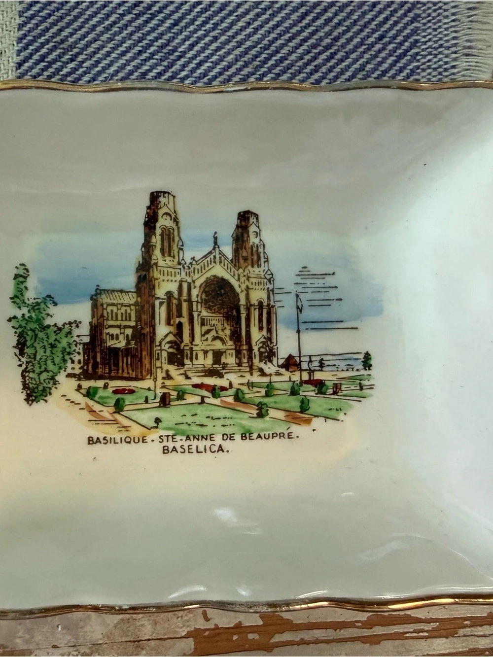 Ashley Couigh Basilique Ste-Anne de Beaupré Basilica Souvenir Dish White & Blue